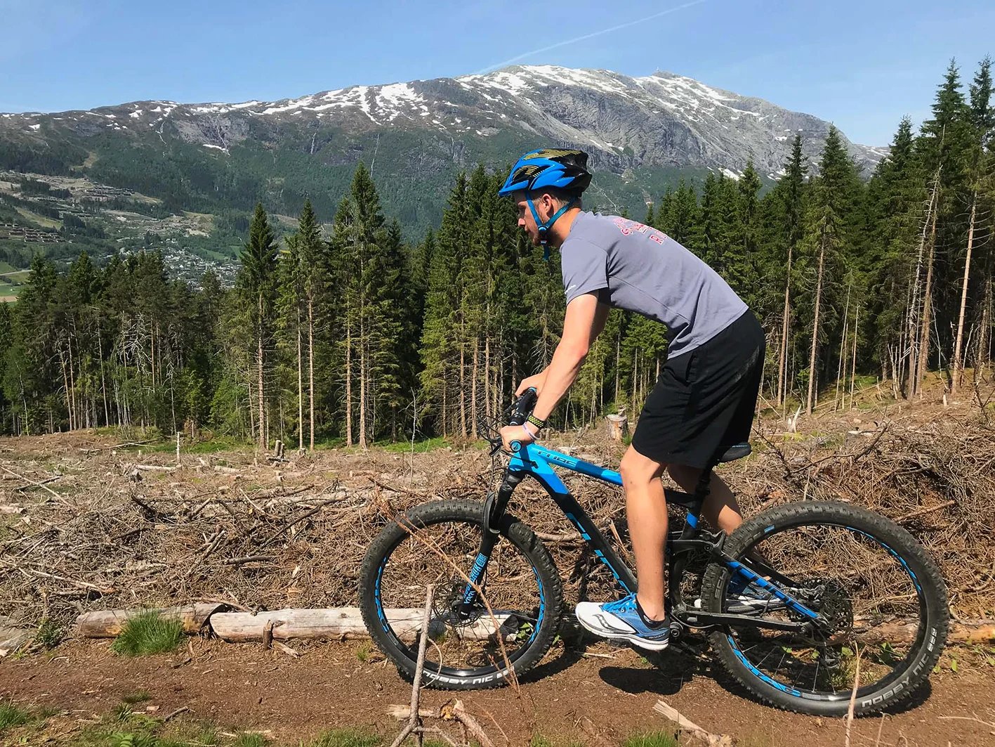 MOUNTAIN BIKE The Great Hill